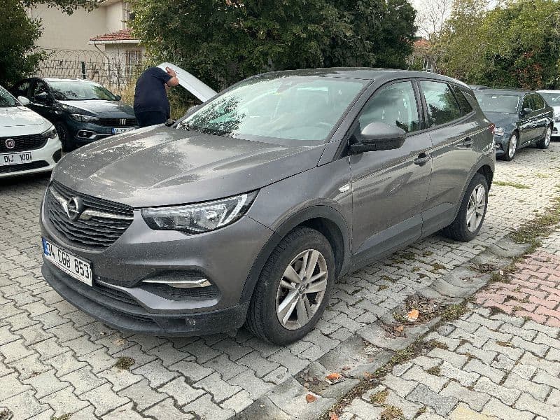 GRANDLAND X ENJ 1.5 130 HP AT6 Cam Tavan 3