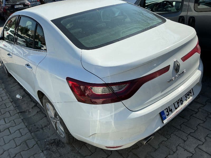 MEGANE SEDAN TOUCH 1.5 DCI EDC 115 BG 5